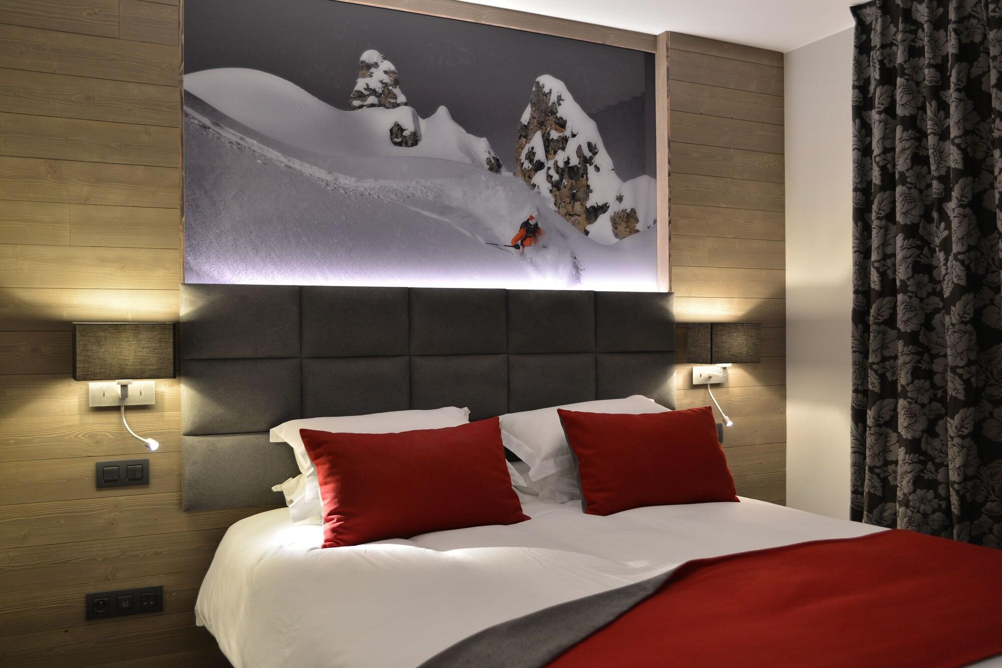 Ily Hotels & Spa La Rosiere Montvalezan Esterno foto